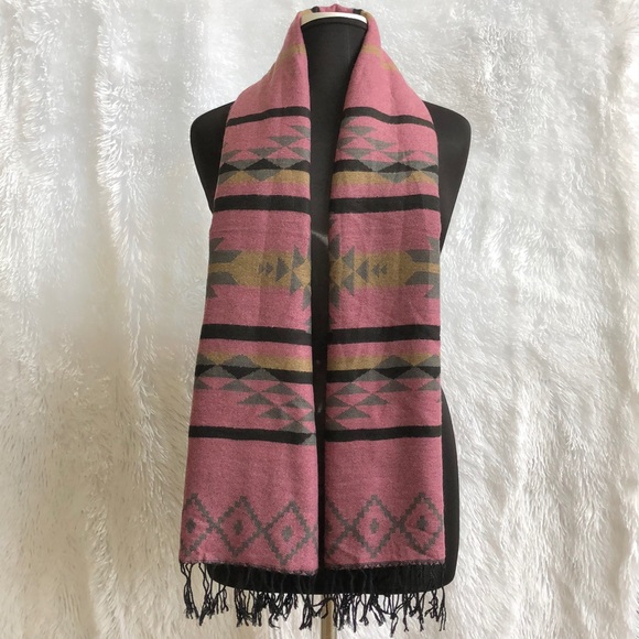 CG Aztec Versatile Scarf - Picture 2 of 9